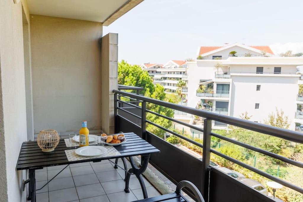 T2 Plage Prado-David, Parc Borely, Parking Privee Marselha Exterior foto